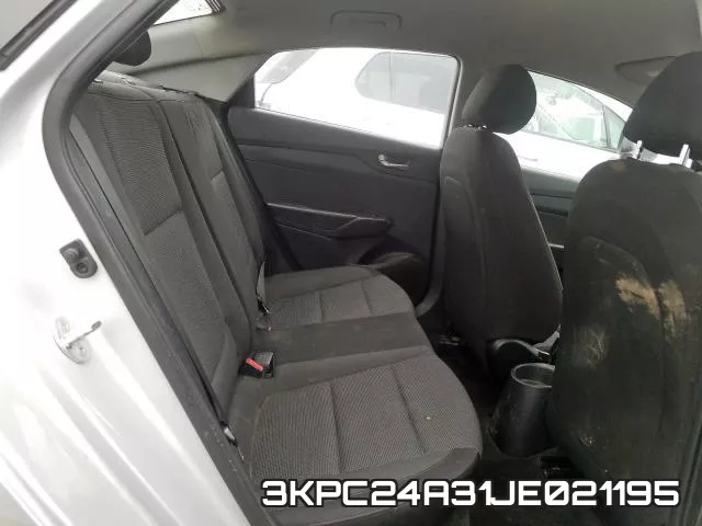 3KPC24A31JE021195 фото 7