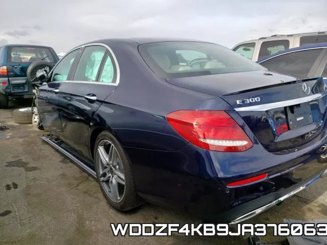 WDDZF4KB9JA376063 фото 4