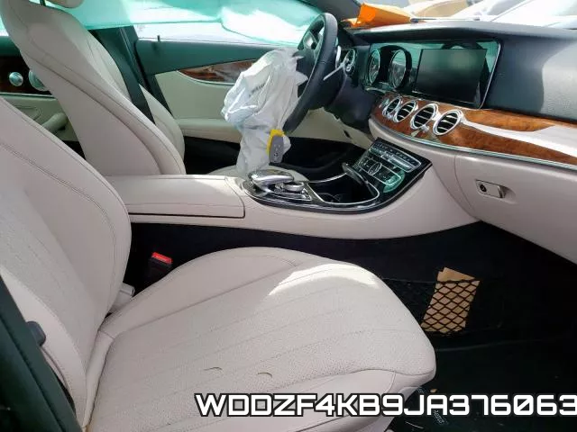WDDZF4KB9JA376063 фото 6