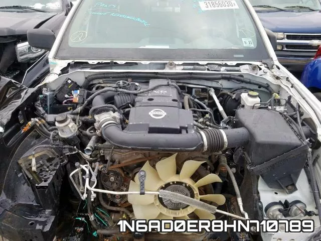 1N6AD0ER8HN710789 фото 8