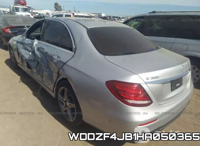 WDDZF4JB1HA050365 фото 4