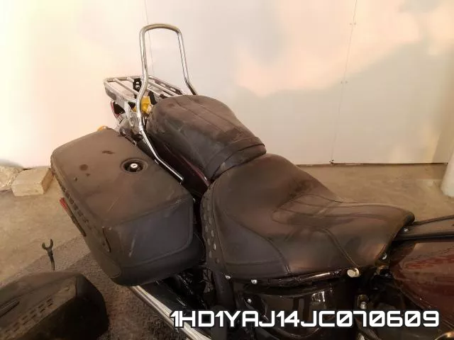 1HD1YAJ14JC070609 фото 7
