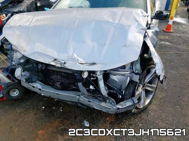 2C3CDXCT3JH175621 фото 8