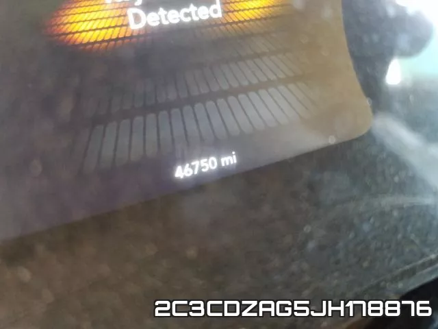 2C3CDZAG5JH178876 фото 9