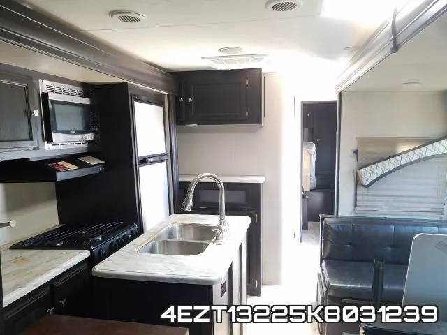 4EZT13225K8031239 фото 6