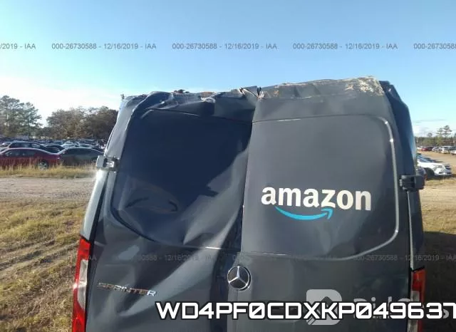 WD4PF0CDXKP049637 фото 9