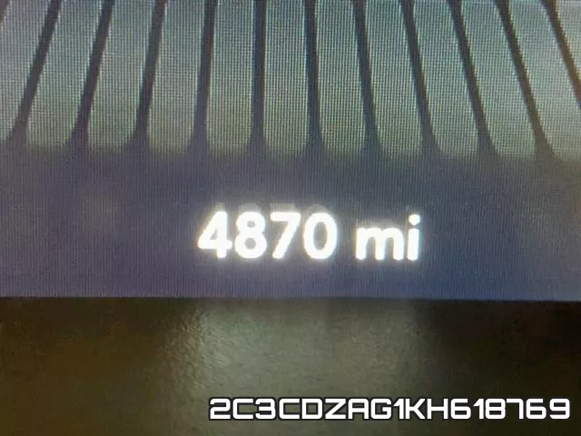 2C3CDZAG1KH618769 фото 9