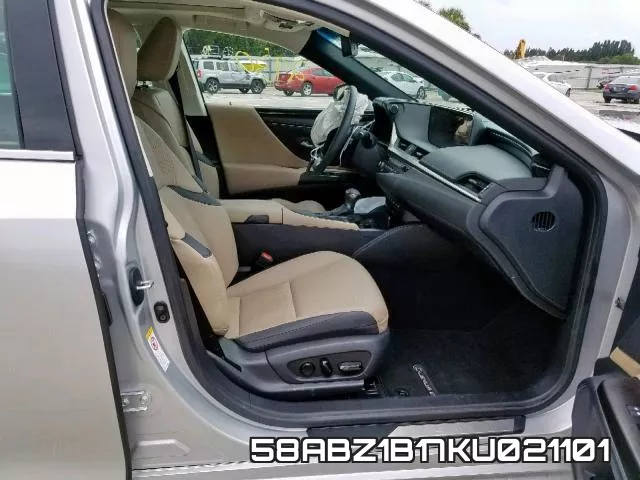 58ABZ1B17KU021101 фото 6