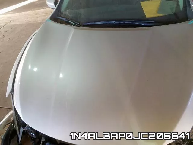 1N4AL3AP0JC205641 фото 8