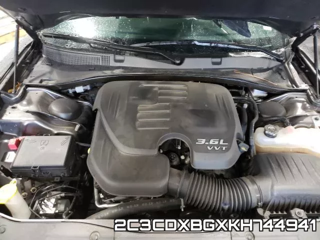 2C3CDXBGXKH744941 фото 8