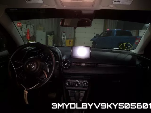 3MYDLBYV9KY505601 фото 10