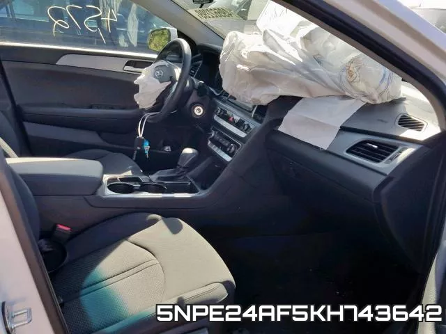 5NPE24AF5KH743642 фото 6