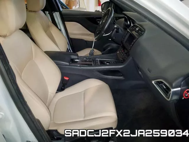 SADCJ2FX2JA259034 фото 6