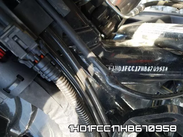1HD1FCC17HB670958 фото 2
