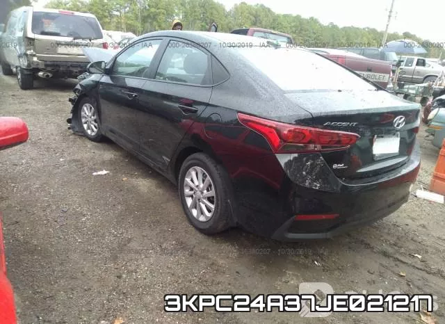 3KPC24A37JE021217 фото 4