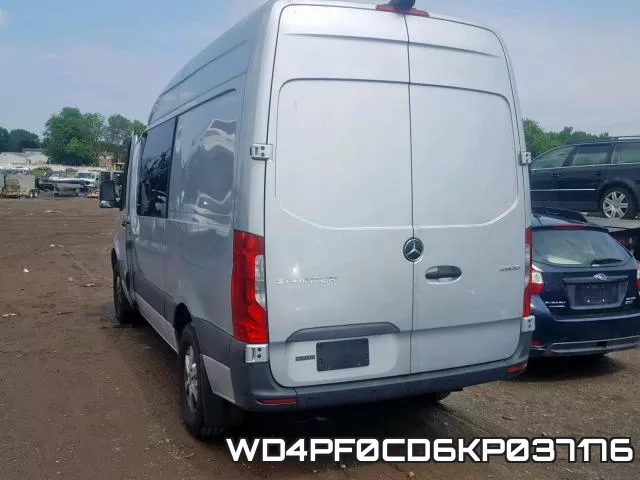 WD4PF0CD6KP037176 фото 4