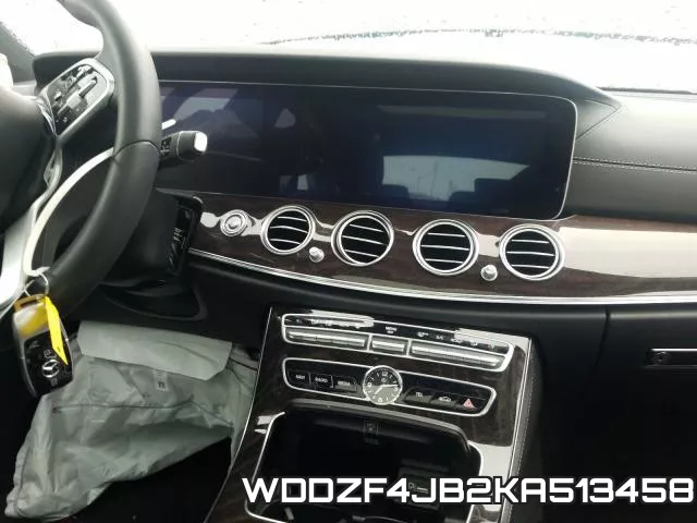 WDDZF4JB2KA513458 фото 10