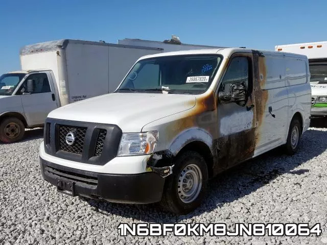 1N6BF0KM8JN810064 фото 3