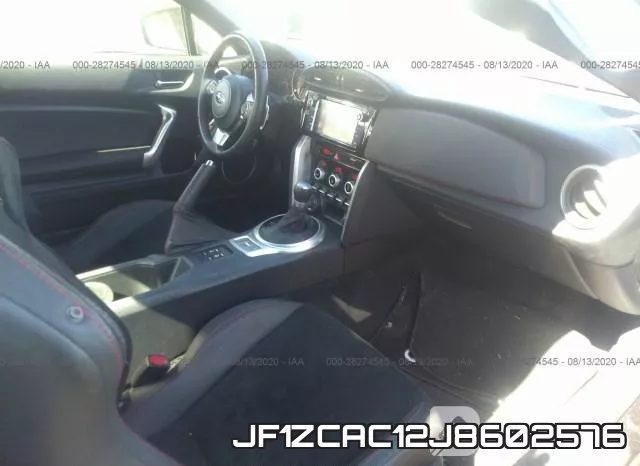 JF1ZCAC12J8602576 фото 6