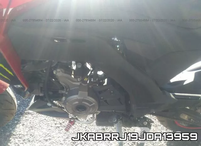 JKABRRJ19JDA13959 фото 10