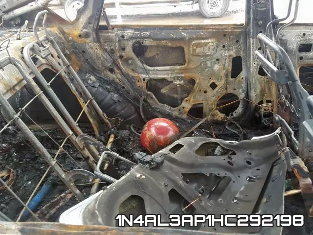 1N4AL3AP1HC292198 фото 7