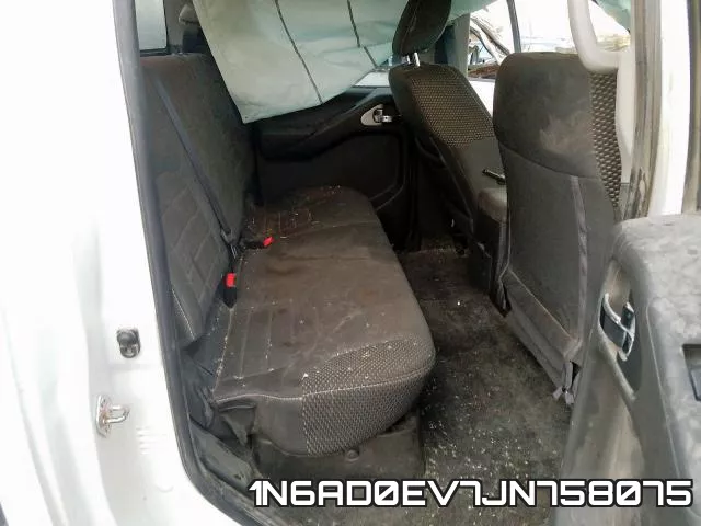 1N6AD0EV7JN758075 фото 7