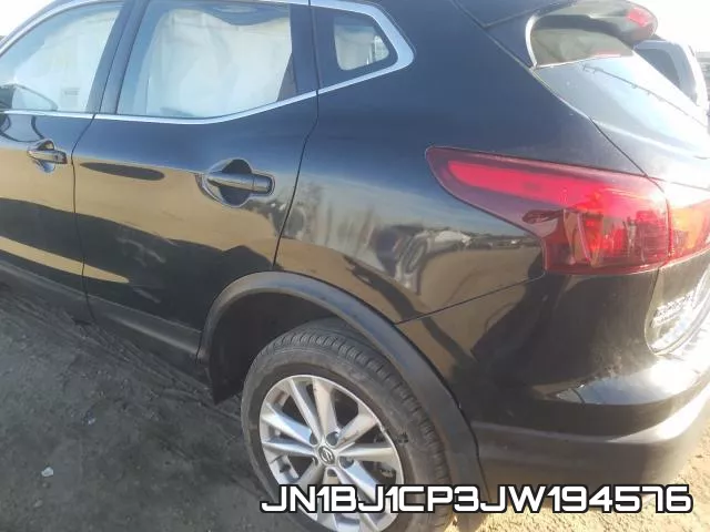JN1BJ1CP3JW194576 фото 10