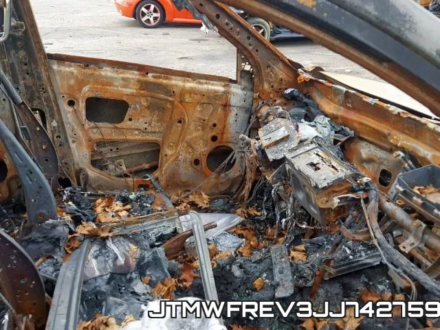 JTMWFREV3JJ742759 фото 6