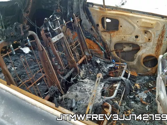 JTMWFREV3JJ742759 фото 7
