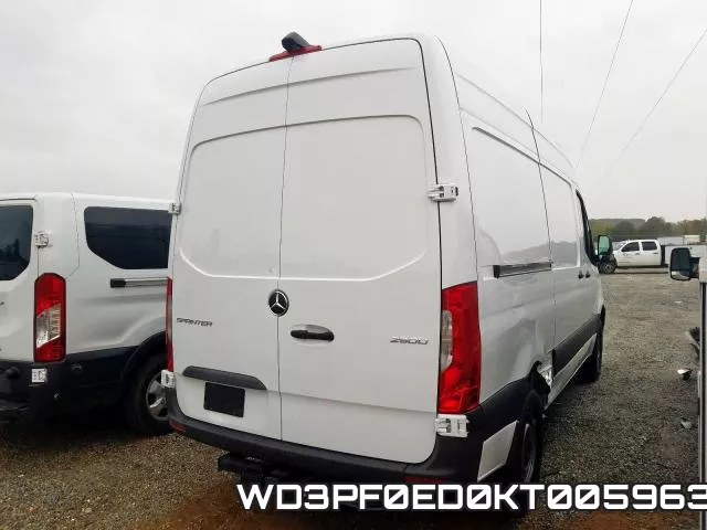 WD3PF0ED0KT005963 фото 5