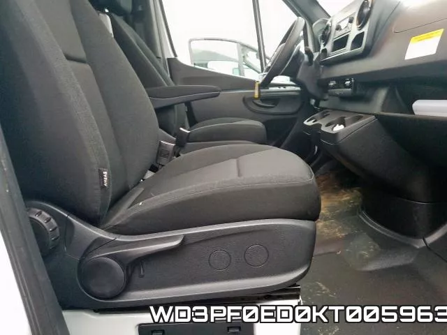WD3PF0ED0KT005963 фото 6