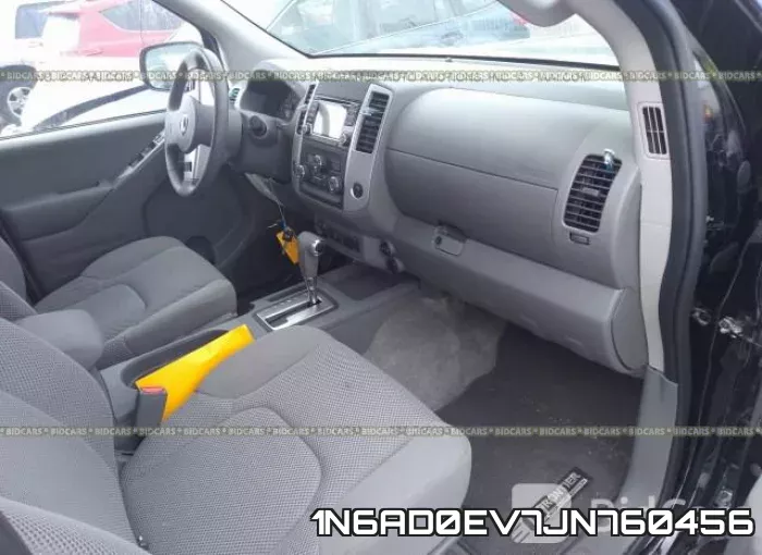1N6AD0EV7JN760456 фото 6