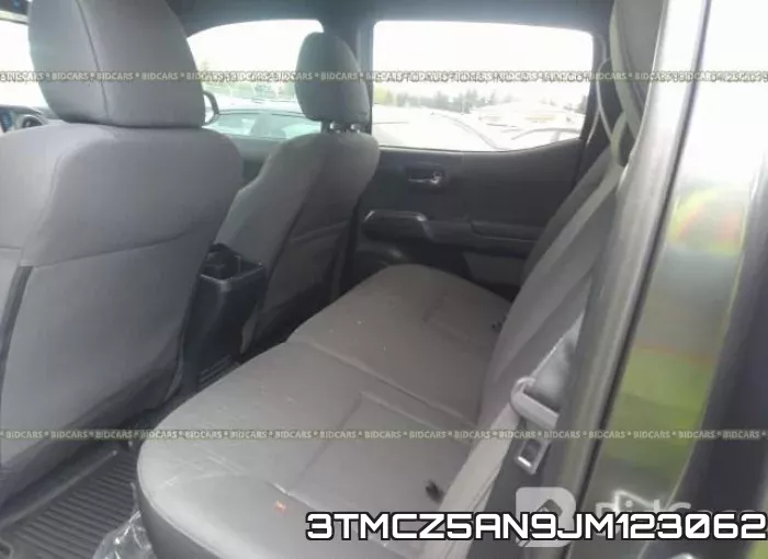 3TMCZ5AN9JM123062 фото 9