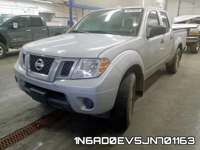 1N6AD0EV5JN701163 фото 3