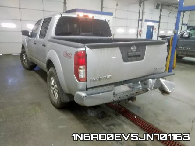 1N6AD0EV5JN701163 фото 4