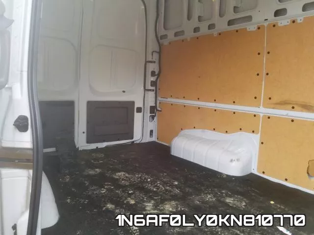 1N6AF0LY0KN810770 фото 7