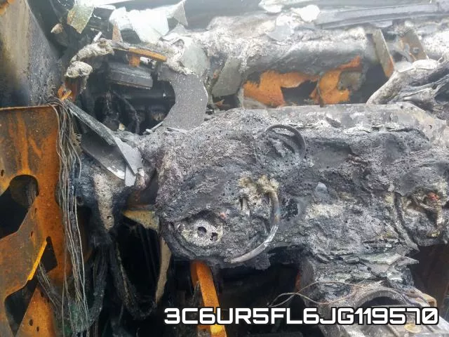 3C6UR5FL6JG119570 фото 9
