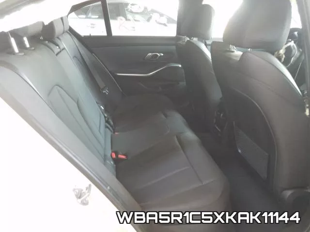 WBA5R1C5XKAK11144 фото 7