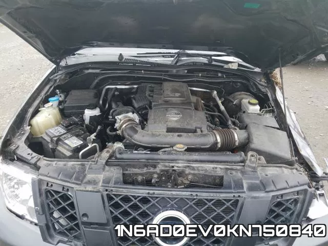 1N6AD0EV0KN750840 фото 8