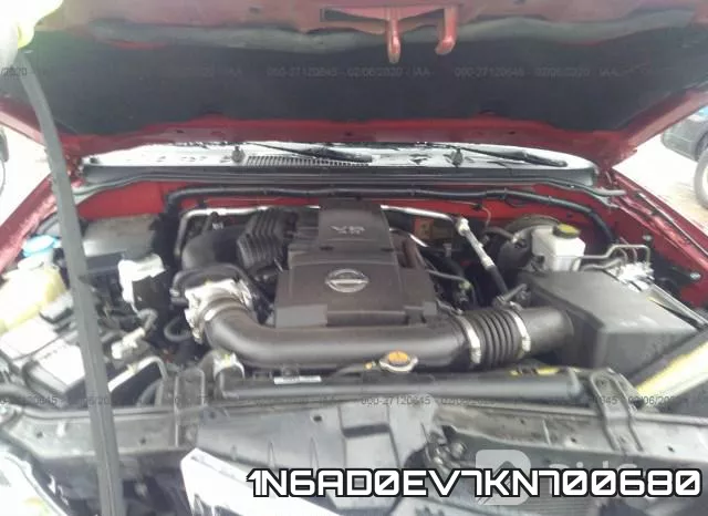 1N6AD0EV7KN700680 фото 2