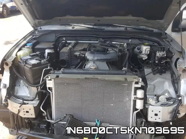 1N6BD0CT5KN703695 фото 8