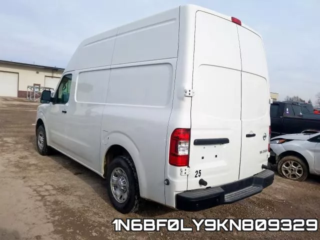 1N6BF0LY9KN809329 фото 4