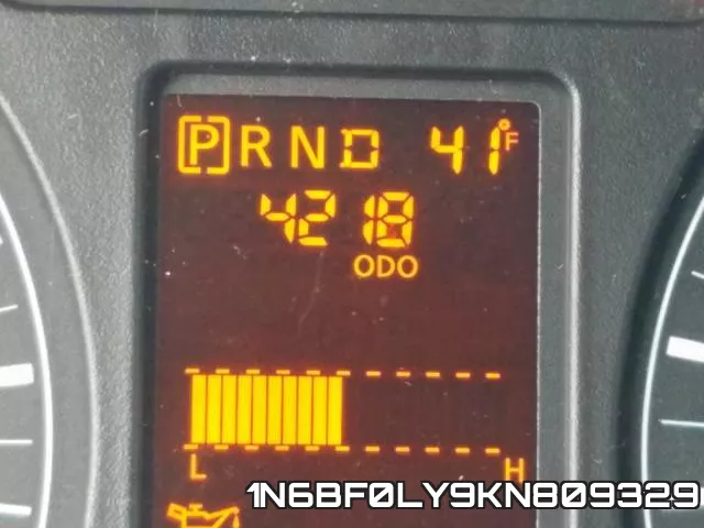 1N6BF0LY9KN809329 фото 9