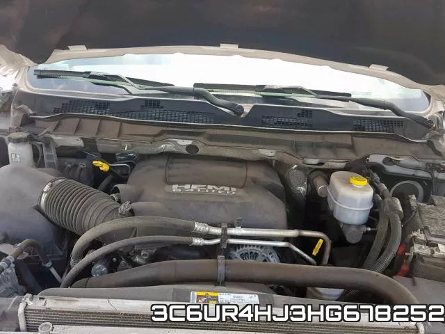 3C6UR4HJ3HG678252 фото 8