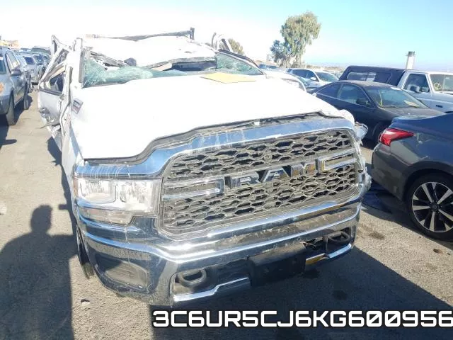 3C6UR5CJ6KG600956 фото 8