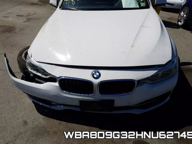 WBA8D9G32HNU62745 фото 8