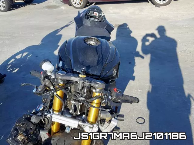 JS1GR7MA6J2101186 фото 10