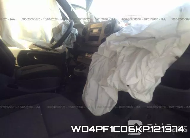 WD4PF1CD6KP121374 фото 6
