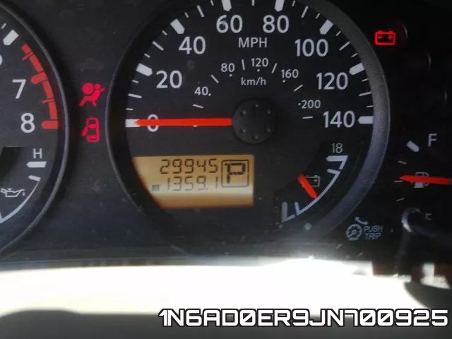 1N6AD0ER9JN700925 фото 9