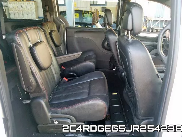 2C4RDGEG5JR254238 фото 7